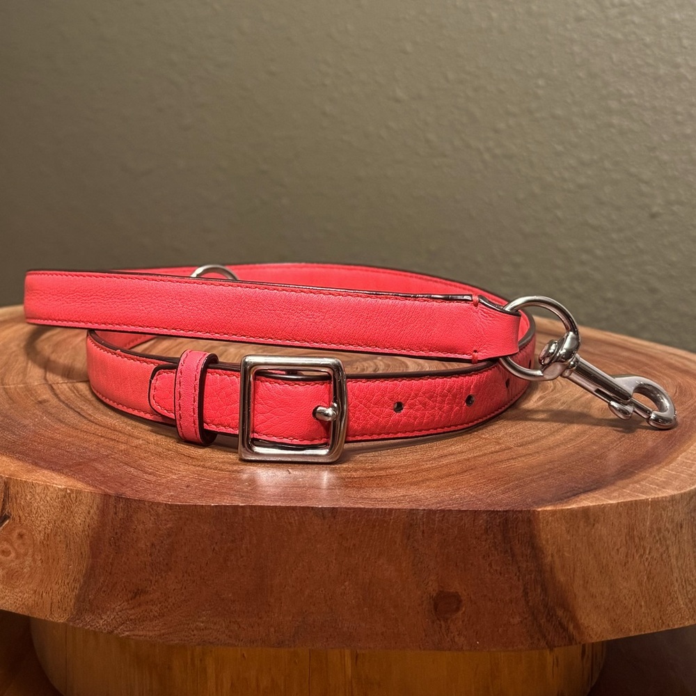 COACH LEATHER REPLACEMENT STRAP IN WATERMELON